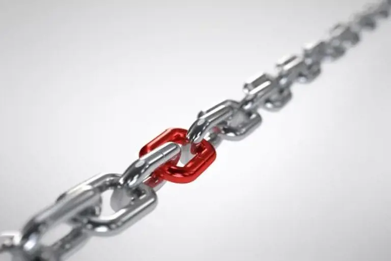 A link of steel chain