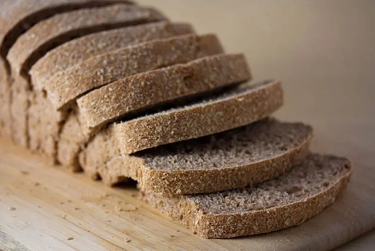 Photo of brown sliced bread
