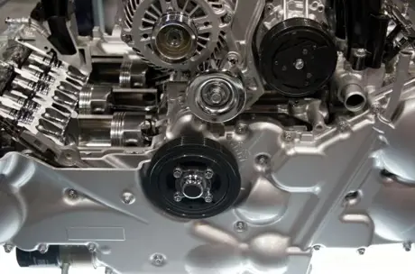 Cutaway of an engine showing pistons